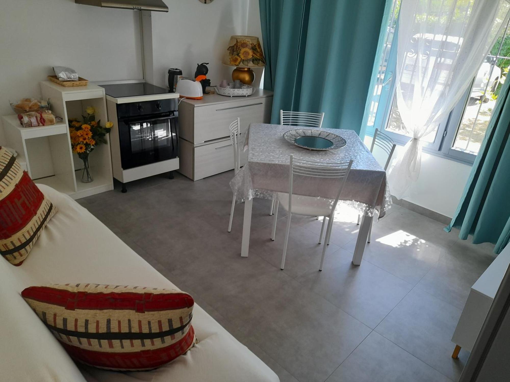 Villa La Magnolia - Private Beach Access, Garden, Views Lazise Ruang foto
